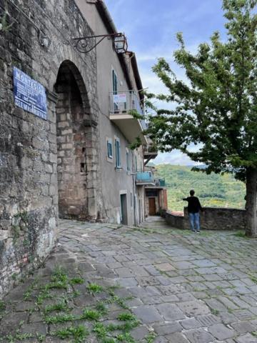 Casa Angolo Cantina Nel Castello Montegiovi Exterior photo